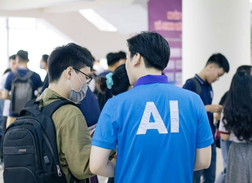 Exploring the latest developments in AI, Robotics